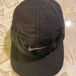 Nike Dri-Fit running hat